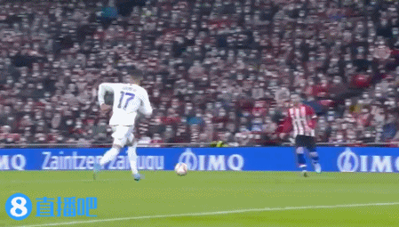 记者：奥斯卡身边人认为他没法继续踢球了，他在体能测试时突感不适