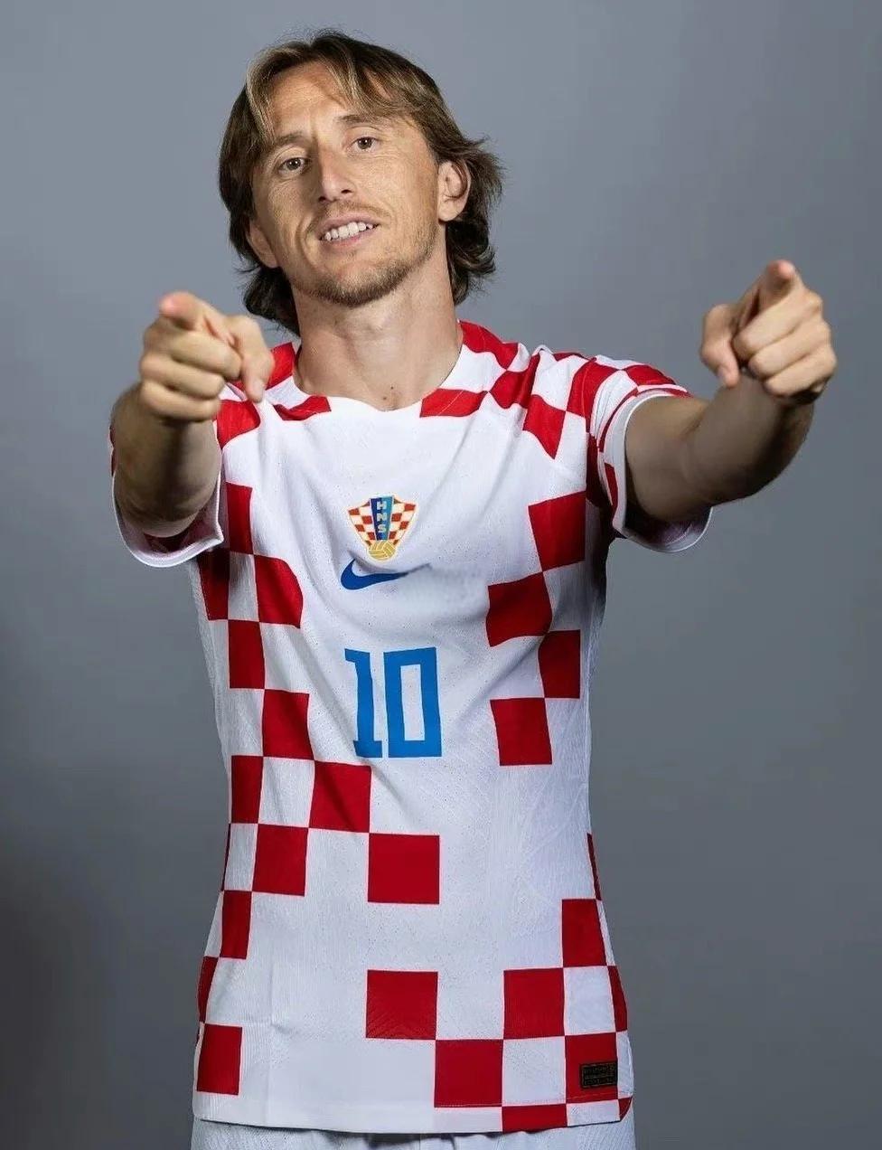 邮报：特朗普送C罗一把白宫金钥匙，该礼物专为特别宾客准备